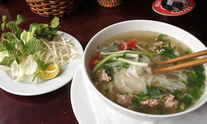 10 Popular Pho Restaurants in Vietnam - Toureer